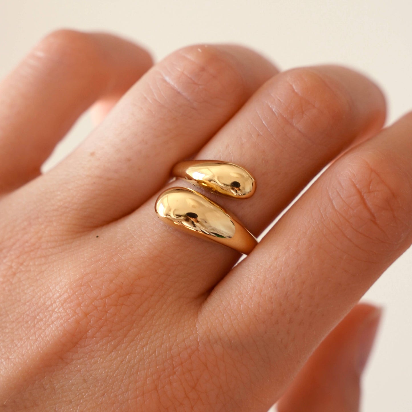 Trendiger verstellbarer Ring in Gold